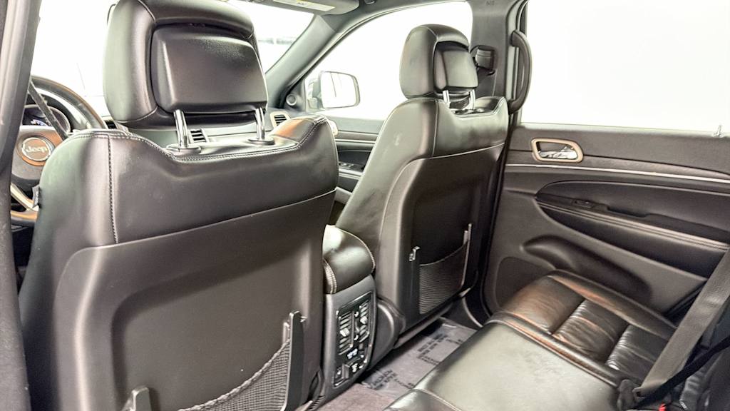 Thumbnail: 2016 Jeep Grand Cherokee - 30