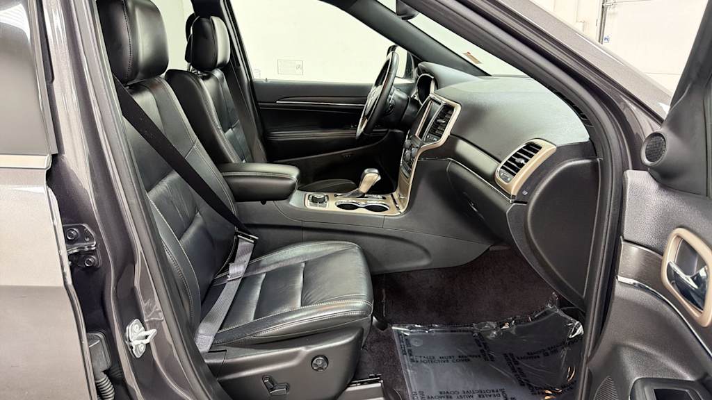 Thumbnail: 2016 Jeep Grand Cherokee - 32