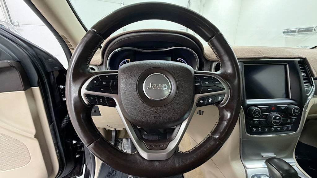 Thumbnail: 2018 Jeep Grand Cherokee - 10