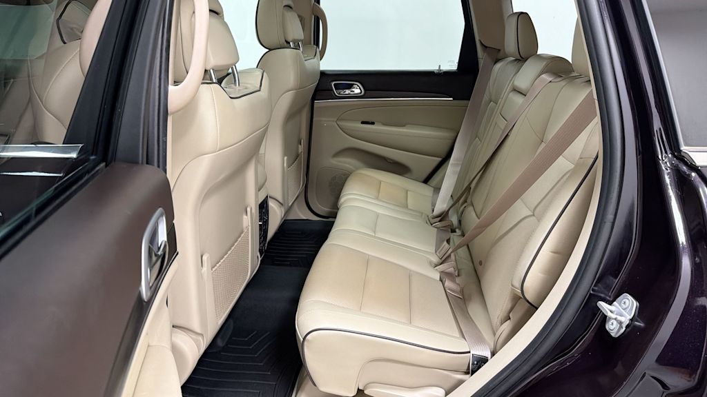 Thumbnail: 2018 Jeep Grand Cherokee - 13