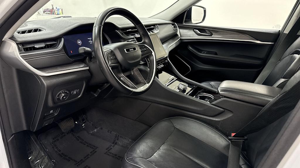 Thumbnail: 2021 Jeep Grand Cherokee L - 2