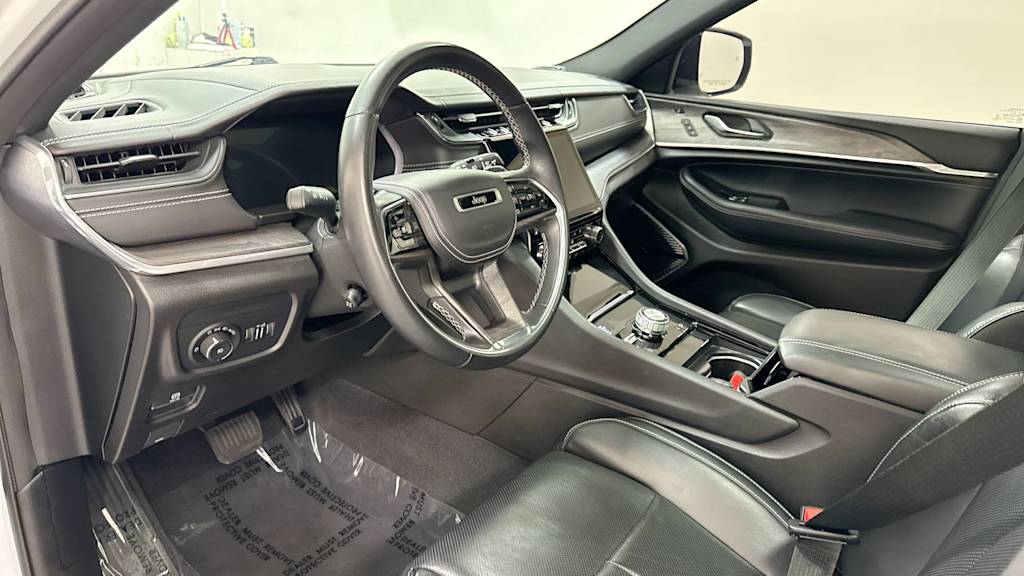 Thumbnail: 2021 Jeep Grand Cherokee L - 2