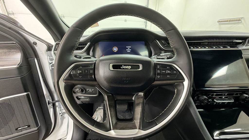 Thumbnail: 2024 Jeep Grand Cherokee - 9