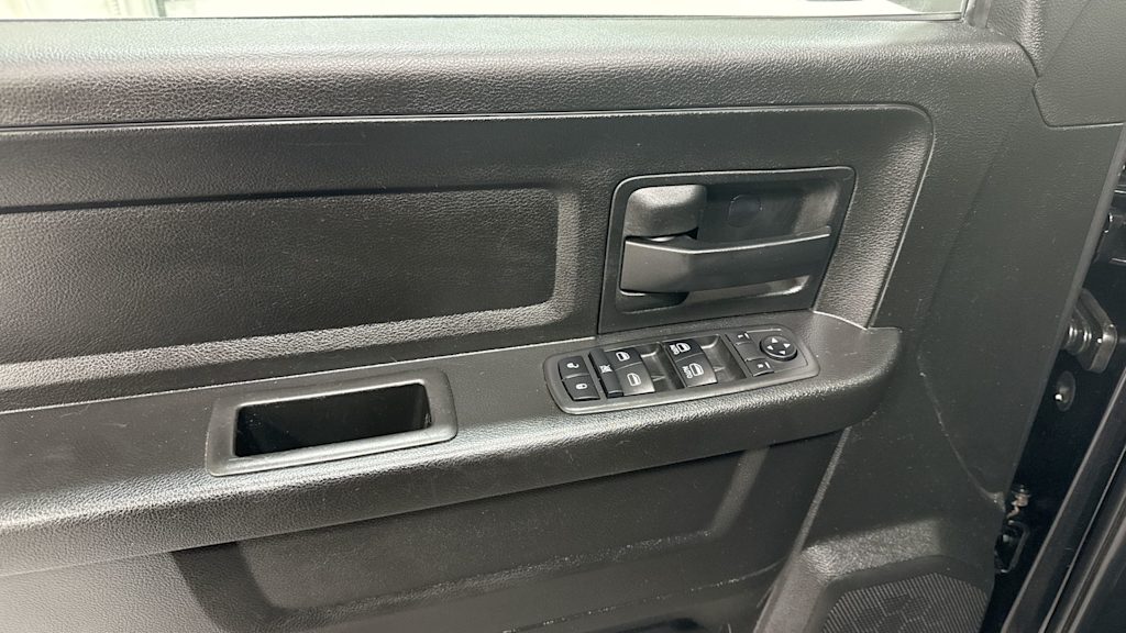 Thumbnail: 2019 RAM 1500 - 24