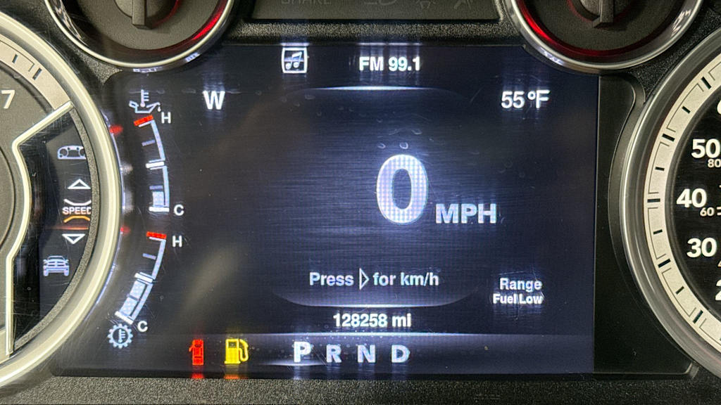 2016 RAM 1500 SLT 15
