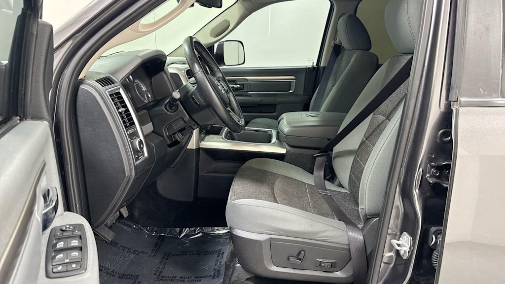 2016 RAM 1500 SLT 10