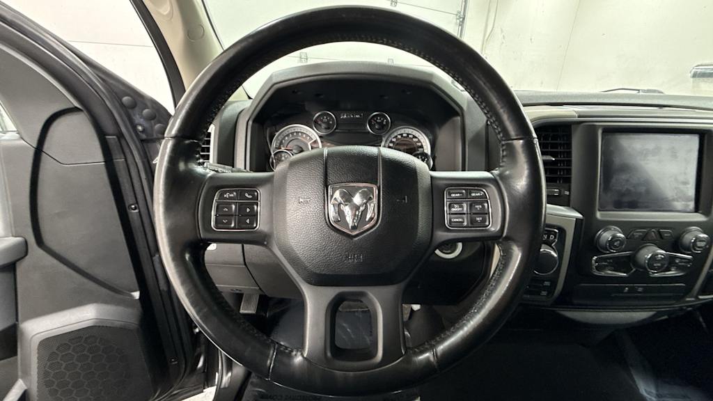 Thumbnail: 2019 RAM 1500 - 10