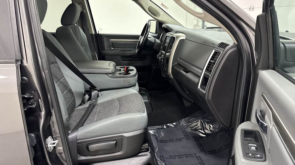 Thumbnail: 2019 RAM 1500 - 30