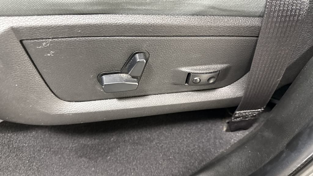 Thumbnail: 2019 RAM 1500 - 23