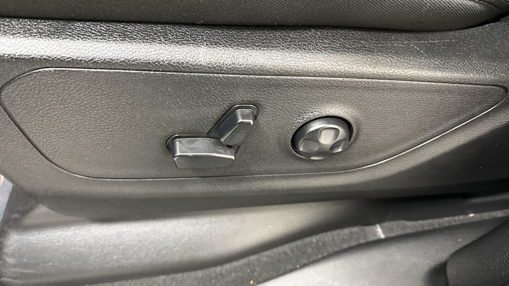 Thumbnail: 2020 RAM 1500 - 23