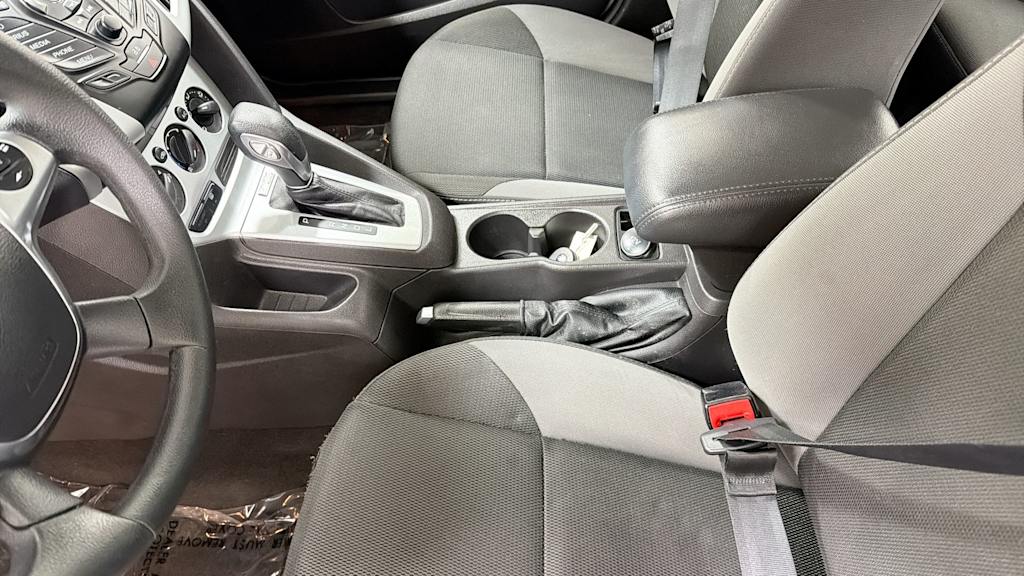 Thumbnail: 2014 Ford Focus - 12