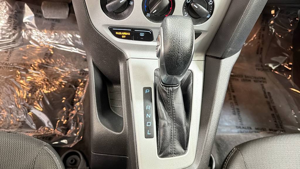 Thumbnail: 2014 Ford Focus - 16
