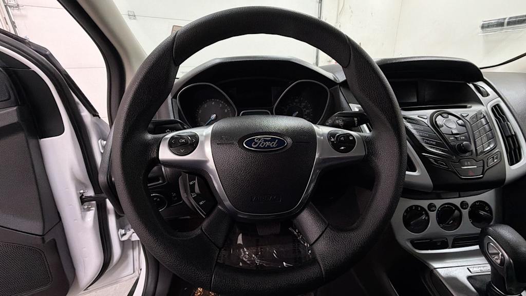 Thumbnail: 2014 Ford Focus - 10