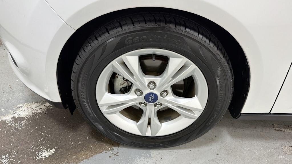 Thumbnail: 2014 Ford Focus - 8