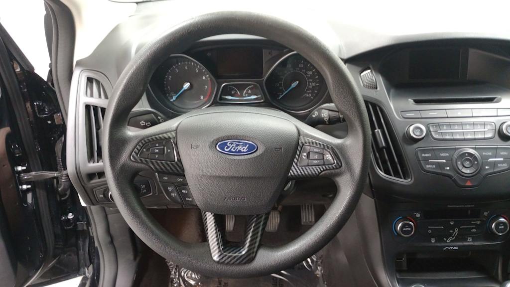 Thumbnail: 2017 Ford Focus - 8