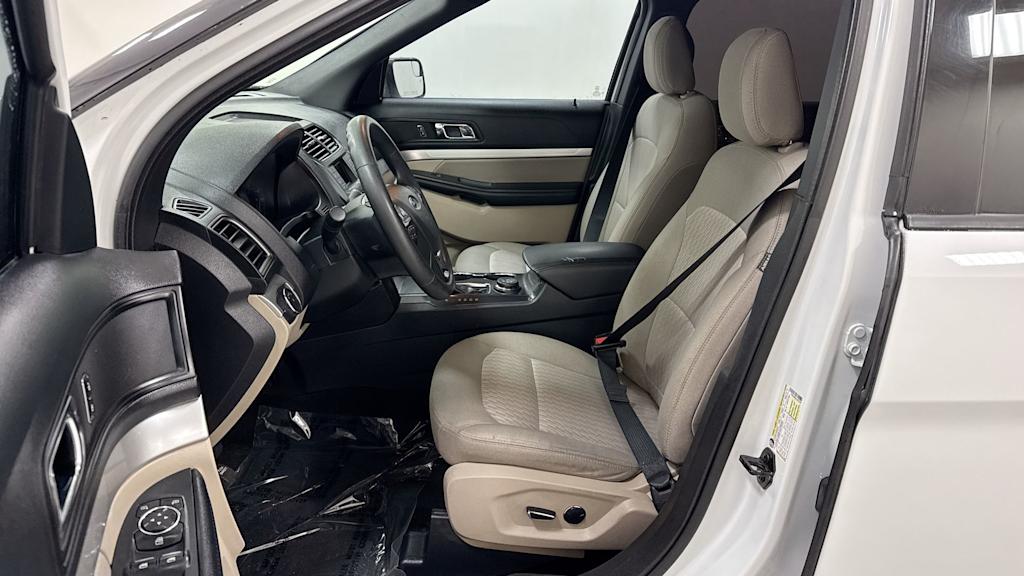 2018 Ford Explorer Base 10