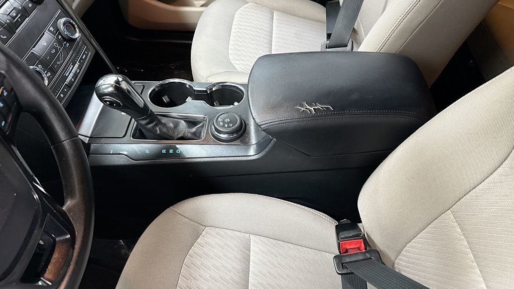 2018 Ford Explorer Base 11