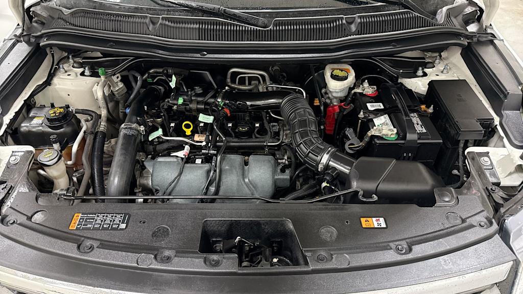 2018 Ford Explorer Base 8