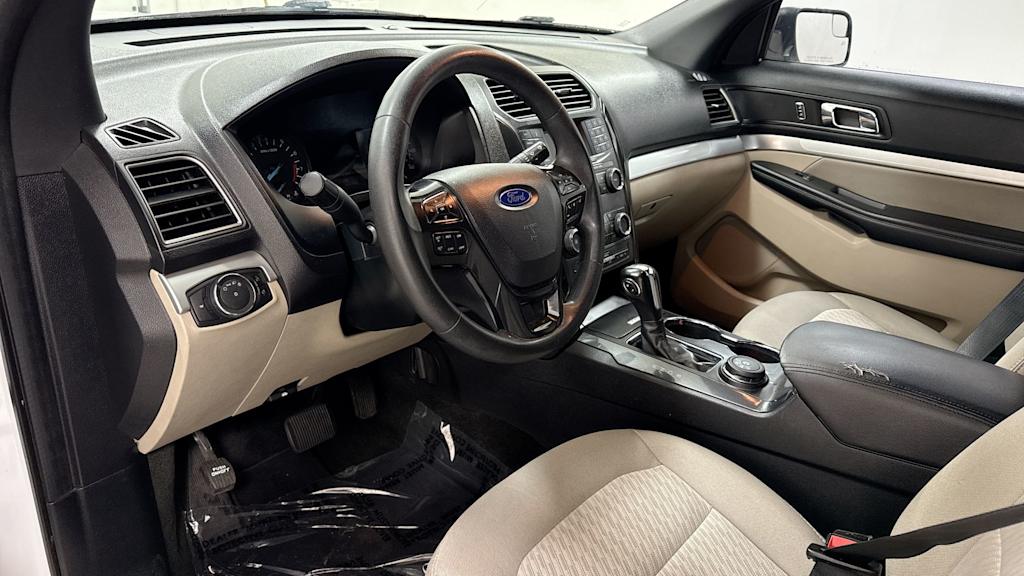 2018 Ford Explorer Base 2