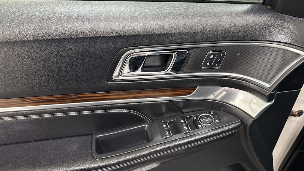 Thumbnail: 2017 Ford Explorer - 26