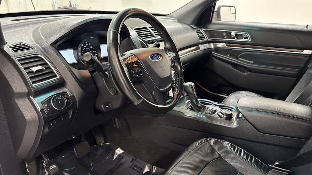 Thumbnail: 2017 Ford Explorer - 2