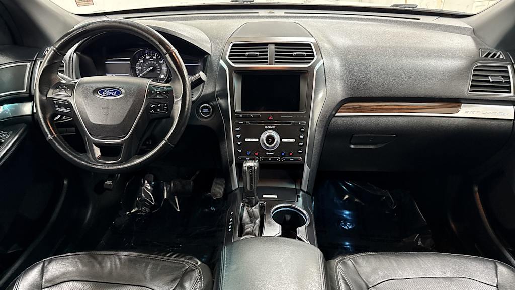 Thumbnail: 2017 Ford Explorer - 14