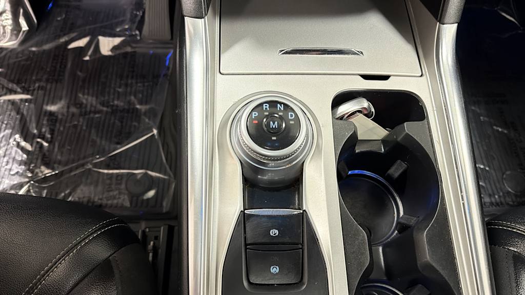 Thumbnail: 2020 Ford Explorer - 15
