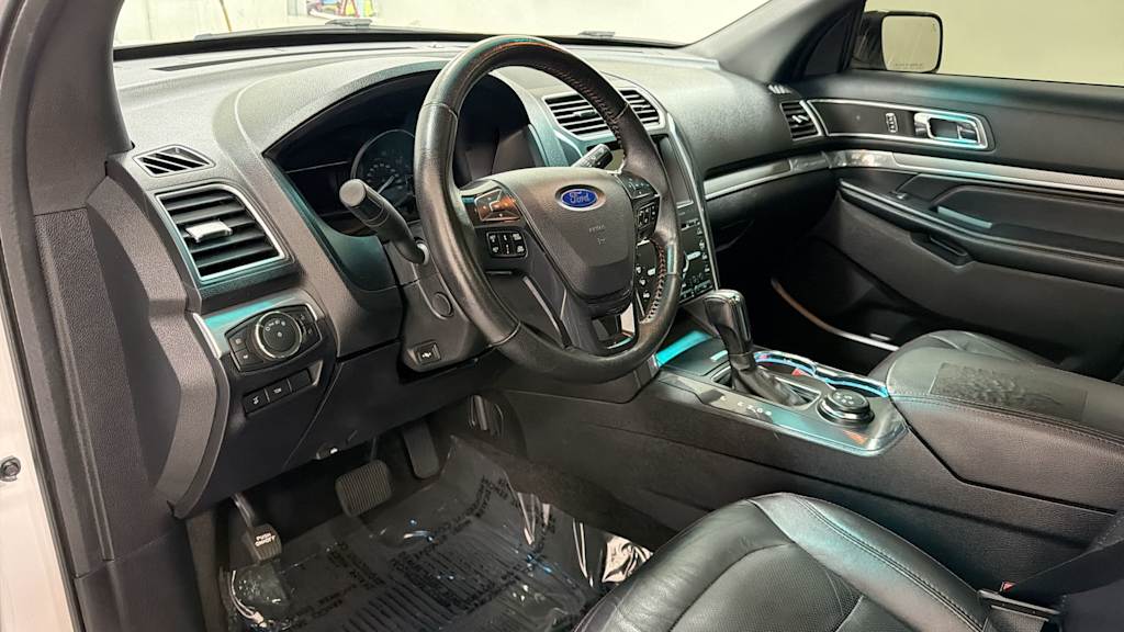 Thumbnail: 2016 Ford Explorer - 2