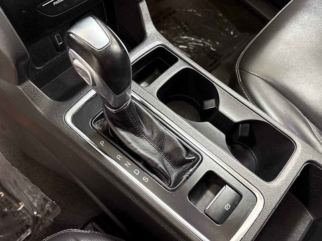 Thumbnail: 2019 Ford Escape - 16
