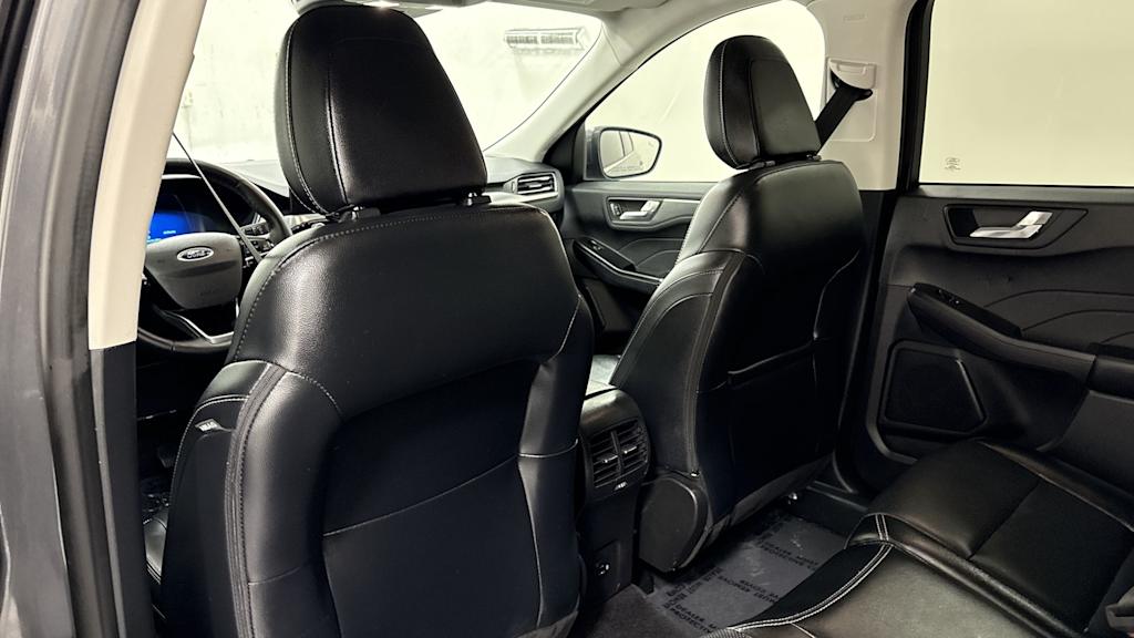 Thumbnail: 2022 Ford Escape - 30