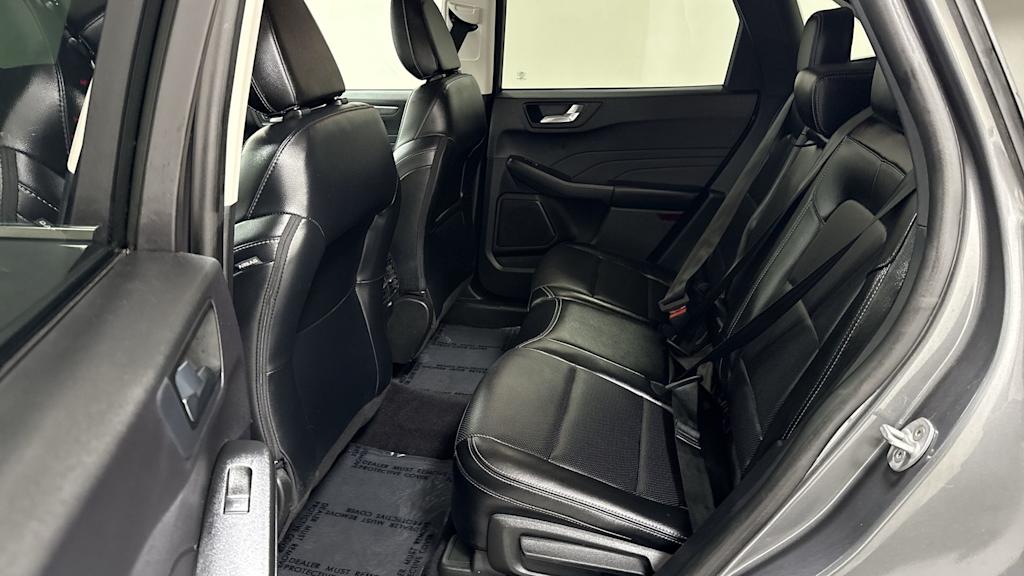 Thumbnail: 2022 Ford Escape - 13