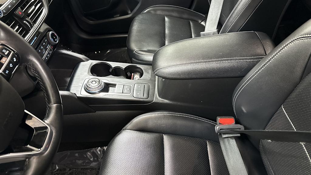 Thumbnail: 2022 Ford Escape - 12