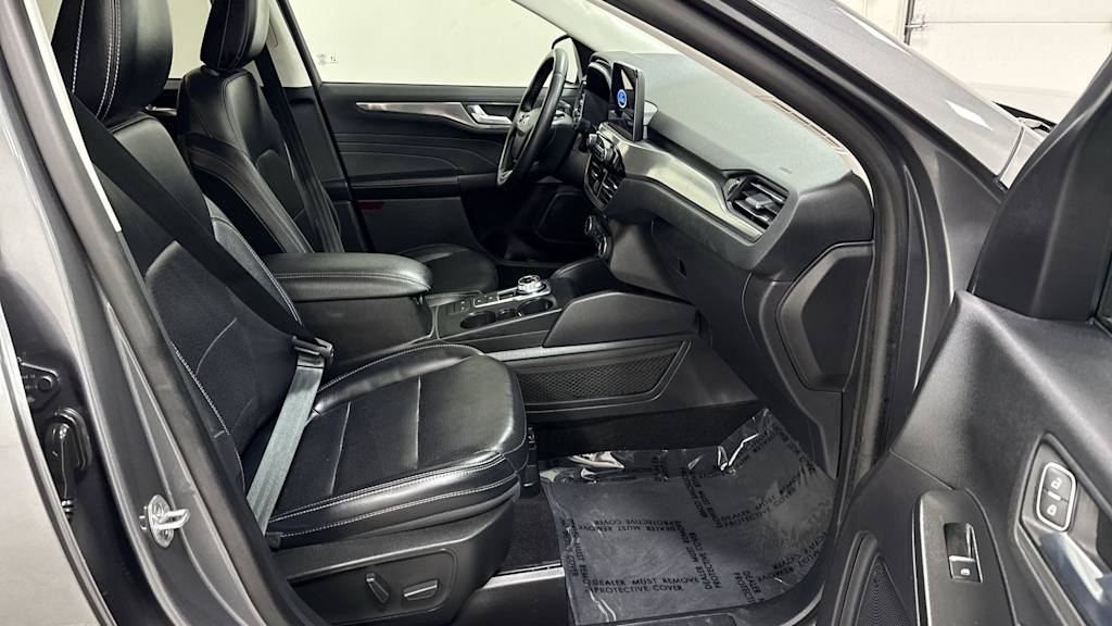 Thumbnail: 2022 Ford Escape - 31