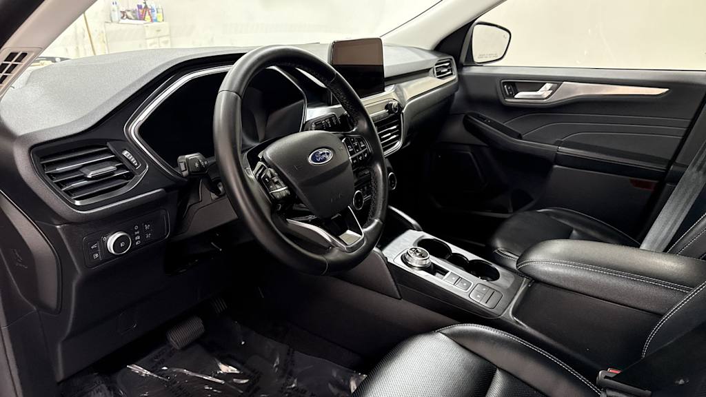 Thumbnail: 2022 Ford Escape - 2