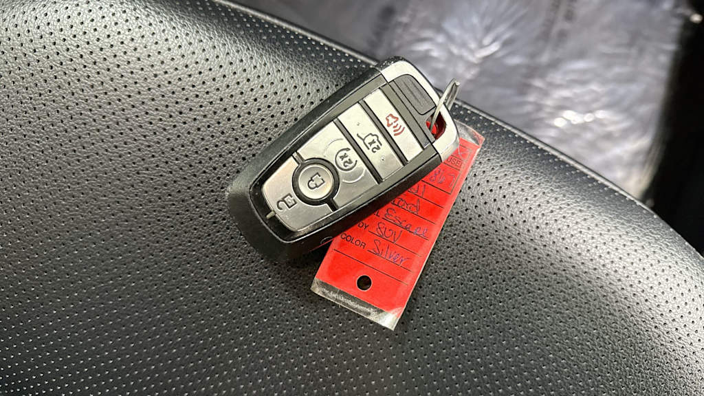 Thumbnail: 2021 Ford Escape - 18