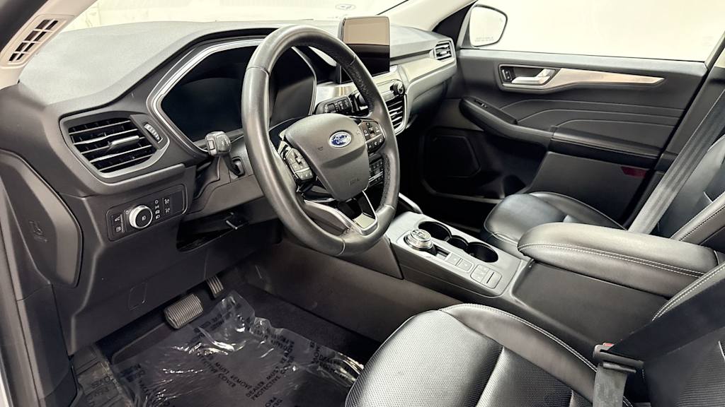 Thumbnail: 2021 Ford Escape - 2