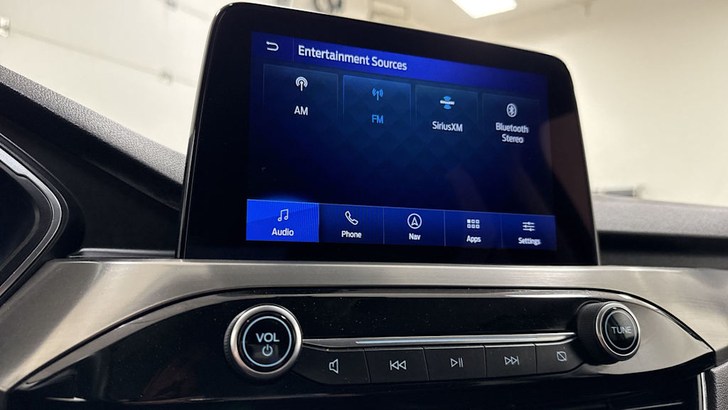 Thumbnail: 2021 Ford Escape - 15