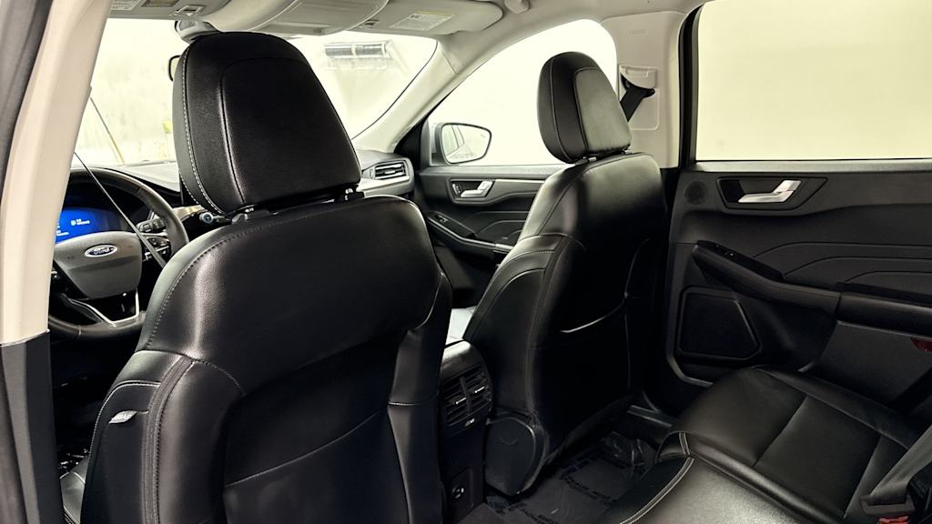 Thumbnail: 2021 Ford Escape - 30