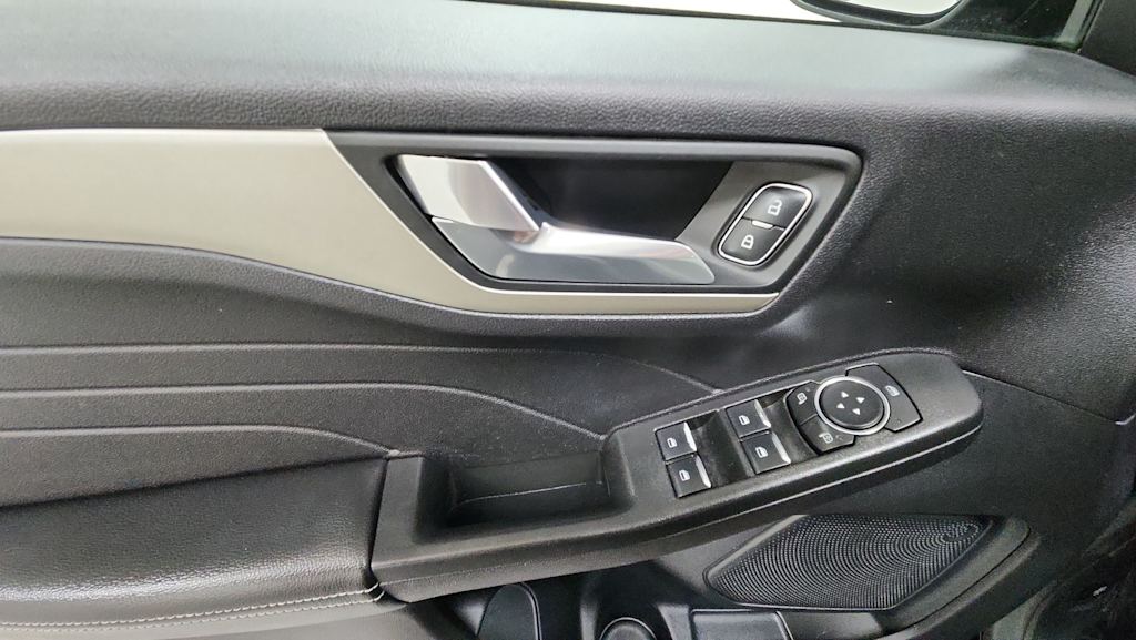 Thumbnail: 2021 Ford Escape - 25