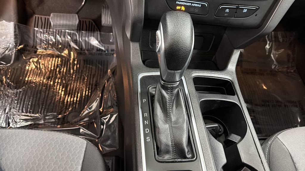 Thumbnail: 2019 Ford Escape - 16