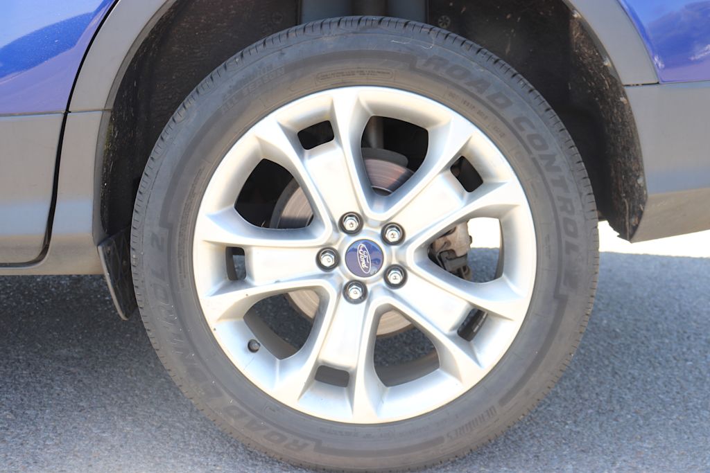 Thumbnail: 2013 Ford Escape - 6
