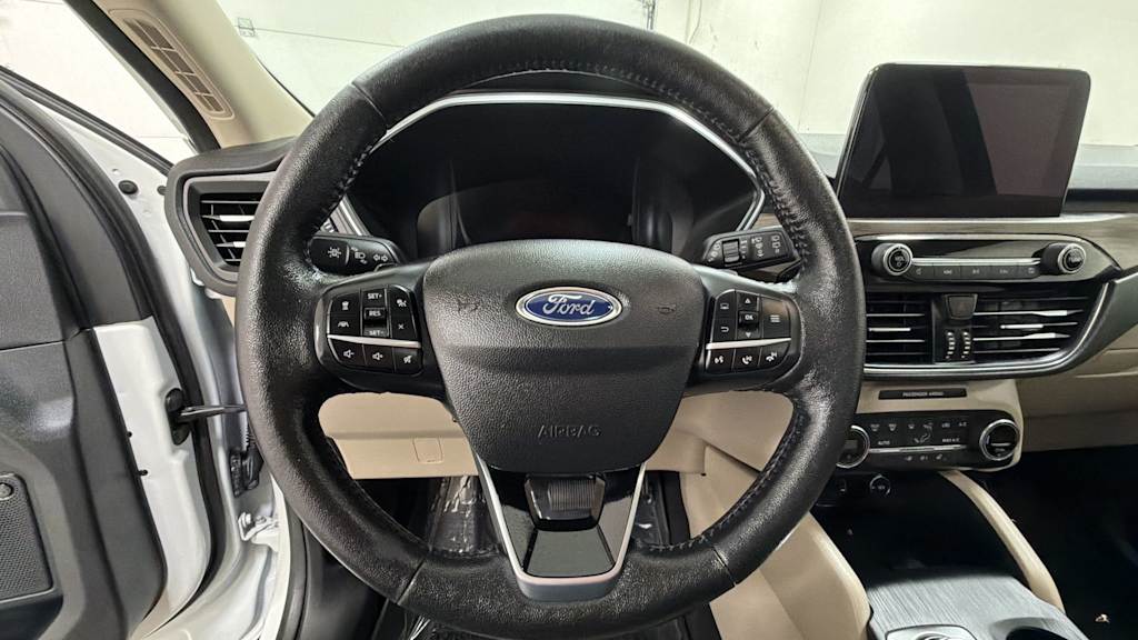 Thumbnail: 2020 Ford Escape - 10