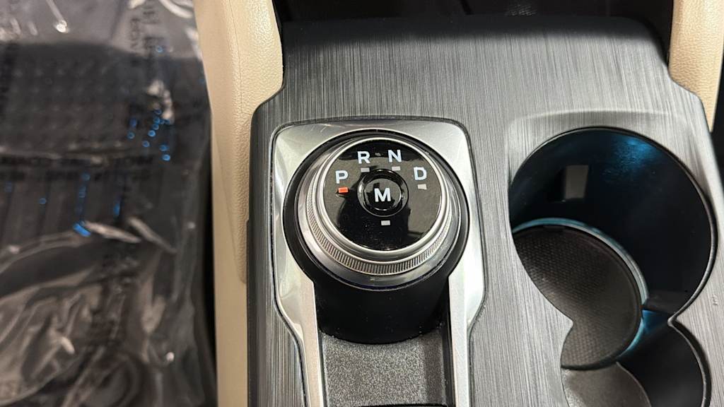 Thumbnail: 2020 Ford Escape - 16