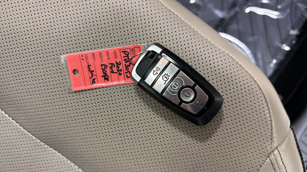 Thumbnail: 2020 Ford Escape - 18