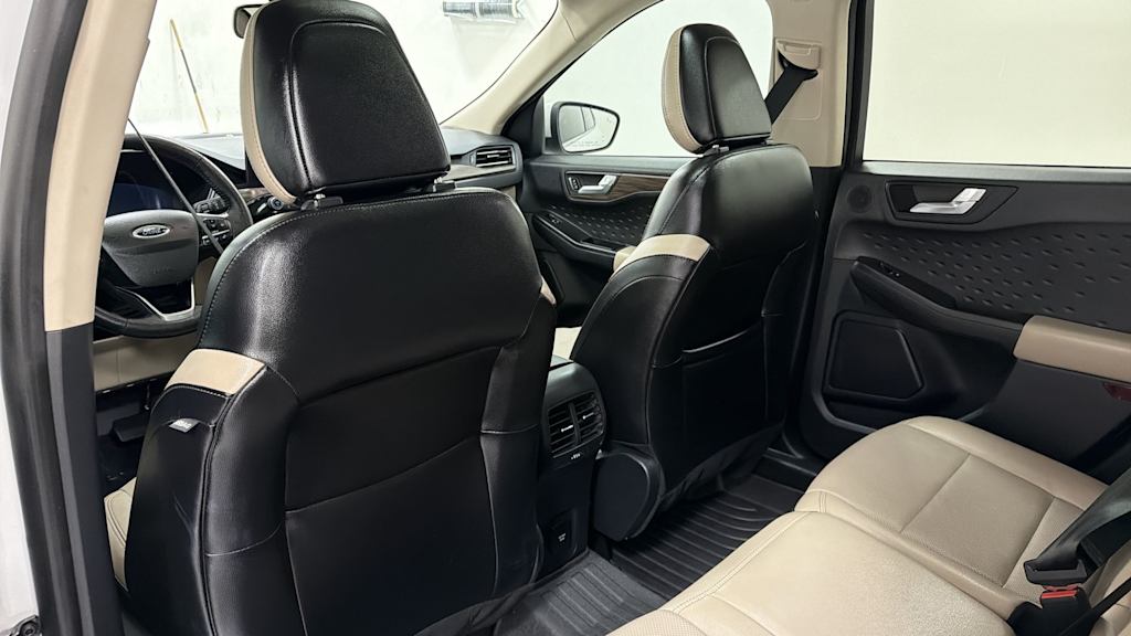 Thumbnail: 2020 Ford Escape - 31