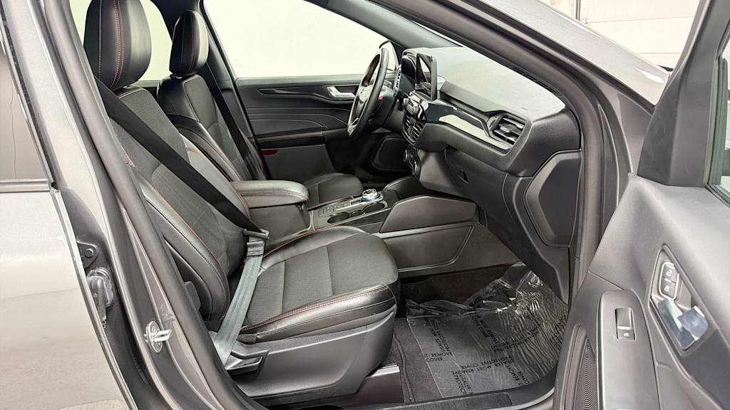 Thumbnail: 2025 Ford Escape - 30