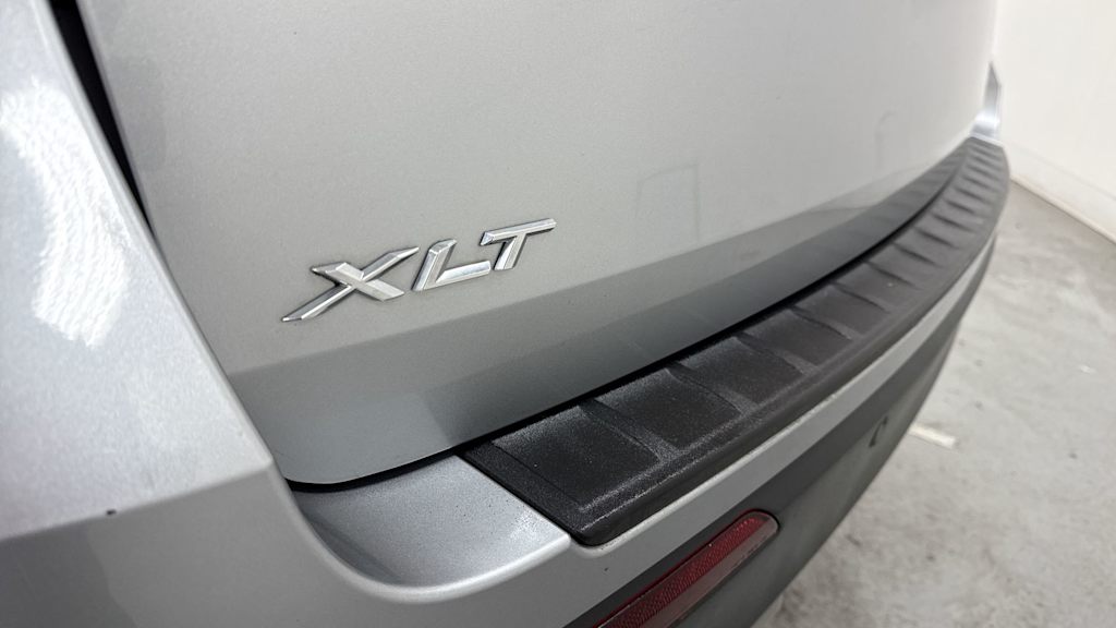 2020 Ford Explorer XLT 7
