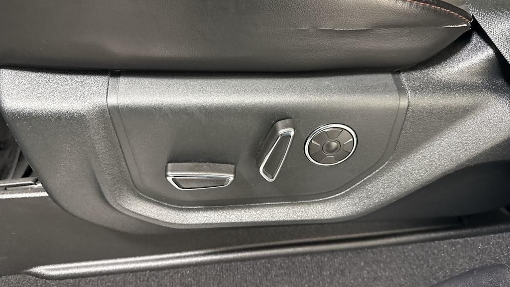 Thumbnail: 2020 Ford F-350 - 23