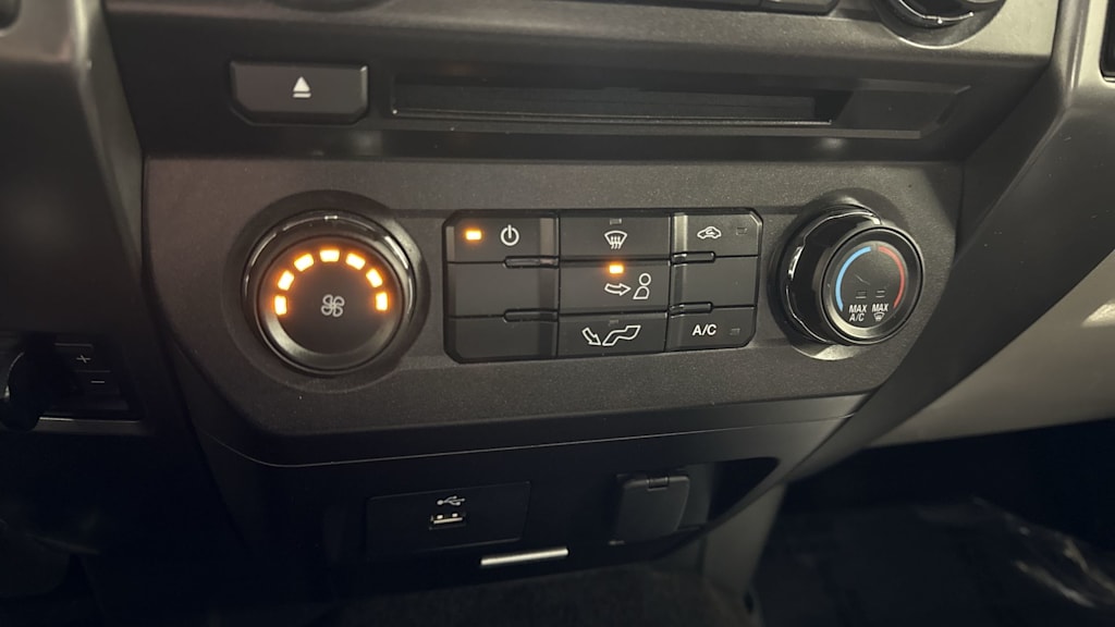 Thumbnail: 2018 Ford F-150 - 27