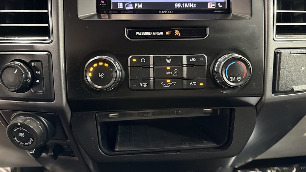 Thumbnail: 2018 Ford F-150 - 26